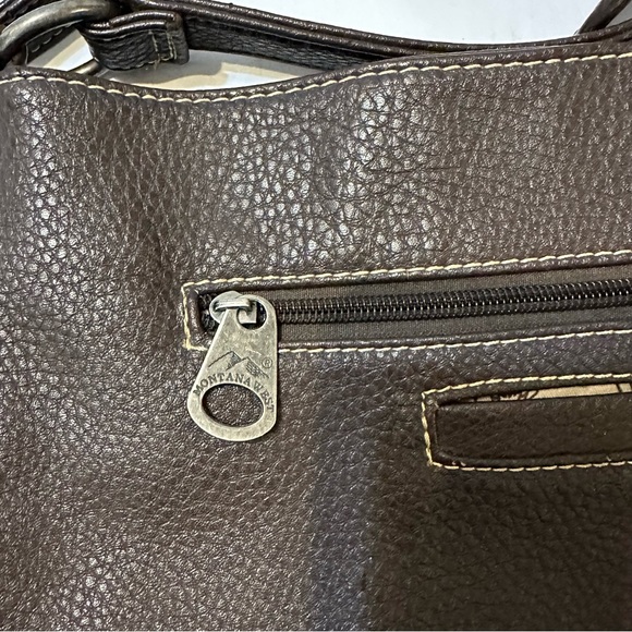 MONTANA WEST TRINITY RANCH TOOLED PEBBLED LEATHER W/SUEDE FRINGE CROSSBODY BAG - Picture 7 of 16